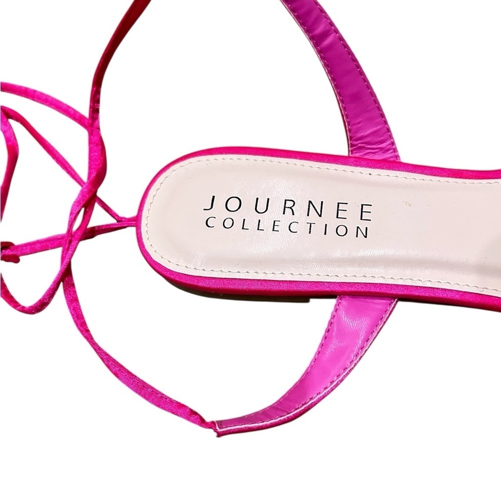 Nwot Journee Collection Theia Fuchsia pink Satin Sandals cushioned flat size 11 - Picture 13 of 15